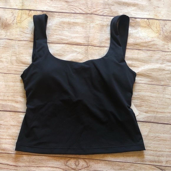 Oasis Twist Built In Bra Tank - Picture 1 of 6